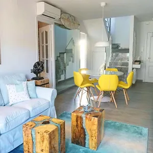 Beachstyle Penthouse By Hello Homes Apartment